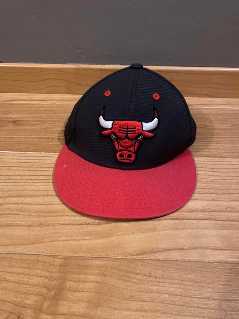 Casquette Snapback Chicago Bulls Adidas Vintage, Enlèvement ou Envoi, Comme neuf, Casquette