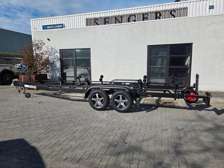 VL2700 - sport edition - zwart - LM velgen - nieuw, Watersport en Boten, Boottrailers, Ophalen