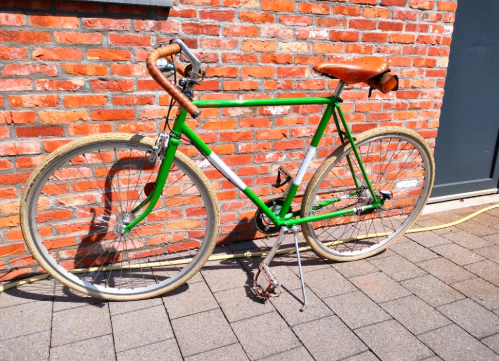 Achielle fiets, Terugtraprem, Versnellingen, Zo goed als nieuw, Ophalen