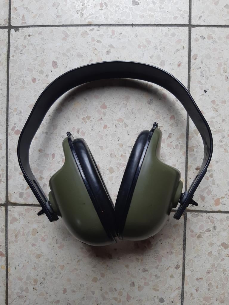 Casque de tir armée belge, Sports & Fitness, Accessoires de sport de tir, Enlèvement ou Envoi