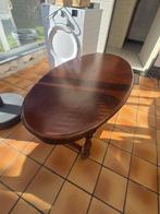 Table ovale en bois de style classique, Enlèvement