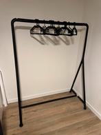IKEA kledingrek met 19 kapstokken – zo goed als nieuw, Ophalen, Zo goed als nieuw