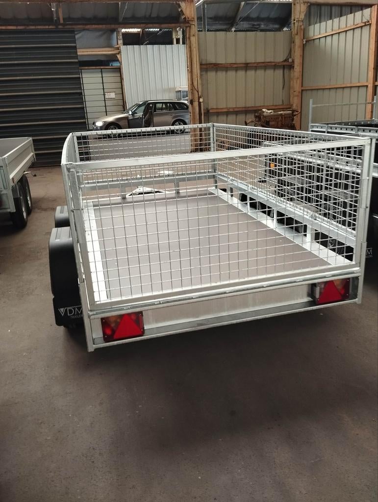 Remorque NEUVE plateau doubles essieux 2m60 1m44, Enlèvement