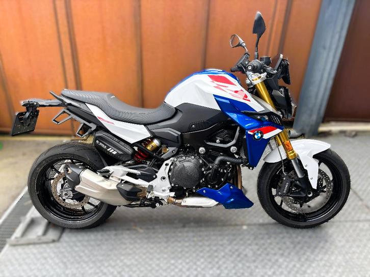 F900 R 1er proprio 2024 8294km garantie 04/2029 jhbmotos, Motoren, Motoren | BMW, Bedrijf, Sport, meer dan 35 kW, 2 cilinders