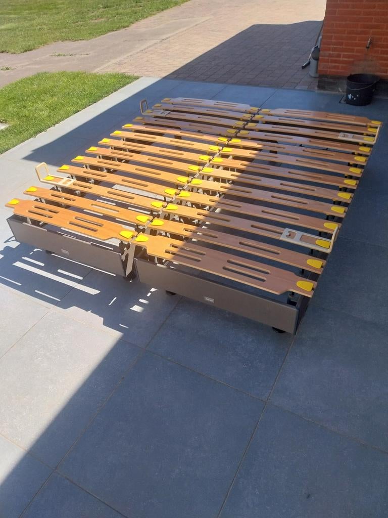 Dorsoo bed 180cmx200cm, Huis en Inrichting, Ophalen, Tweepersoons, Zo goed als nieuw, 180 cm