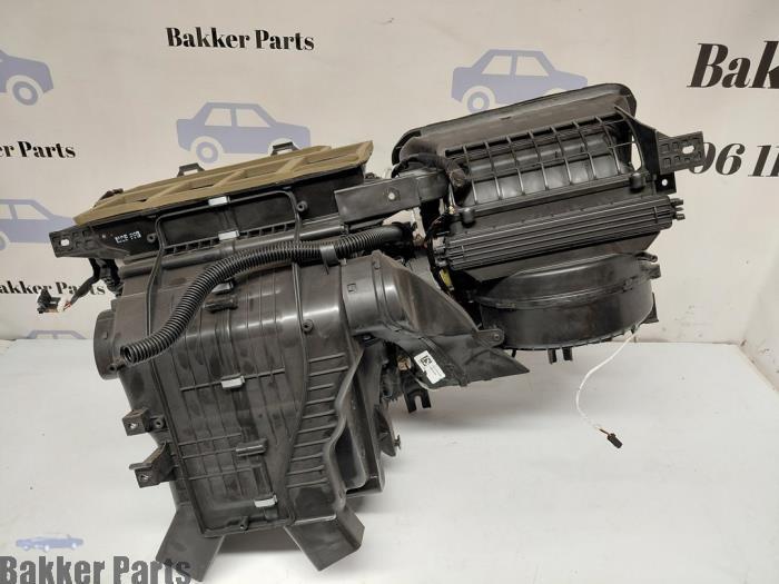 Kachelhuis van een Hyundai I30, Auto-onderdelen, Airco en Verwarming, Hyundai, Gebruikt, 3 maanden garantie