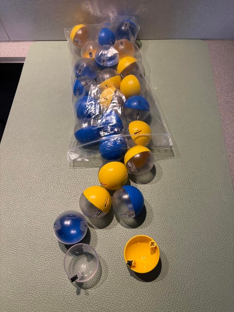 44 Lego Cylinder Hemisphere 5 x 5 with 2 Axle Holes, Kinderen en Baby's, Speelgoed | Duplo en Lego, Ophalen of Verzenden, Zo goed als nieuw