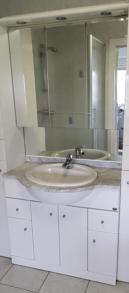 Badkamermeubel, Ophalen, 50 tot 100 cm, 150 tot 200 cm, 25 tot 50 cm