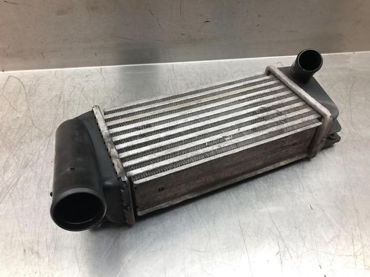 INTERCOOLER Toyota Auris (E18) (|JD1271004210|), Auto-onderdelen, Airco en Verwarming, Toyota, Gebruikt