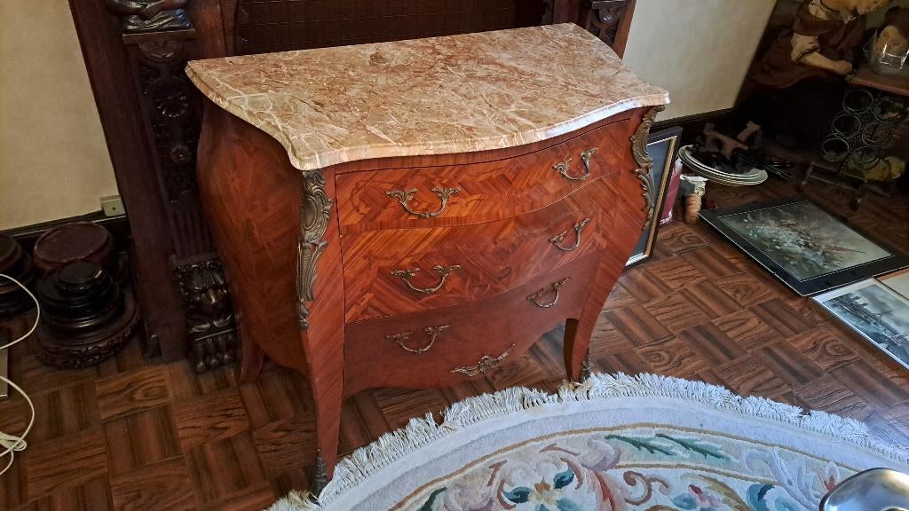 Antieken ladenkast, Ophalen