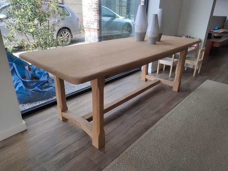 Table en chêne massif, Maison & Meubles, Tables | Tables à manger, Chêne, Enlèvement