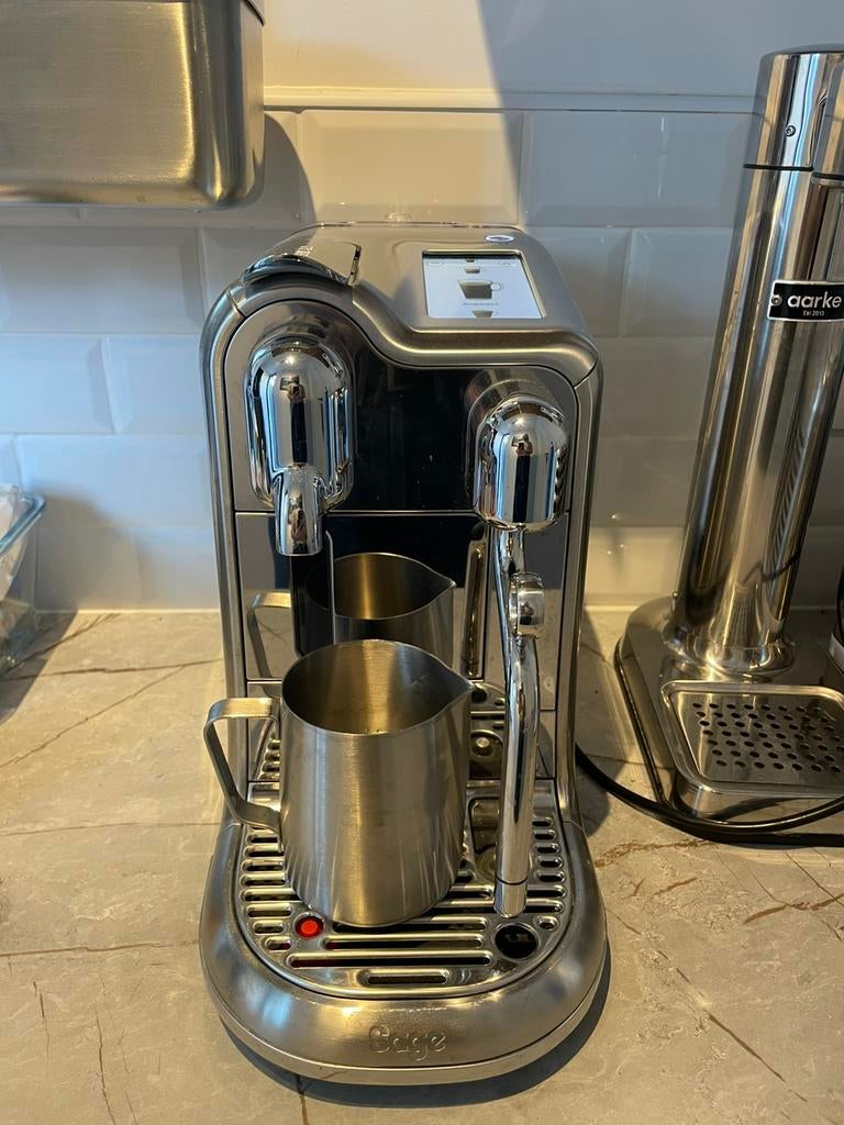 Machine à café SAGE, Nespresso, Enlèvement, Comme neuf