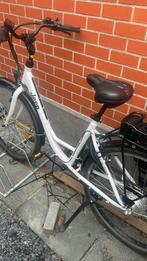 Elektrische fiets, Fietsen en Brommers, Ophalen, Zo goed als nieuw