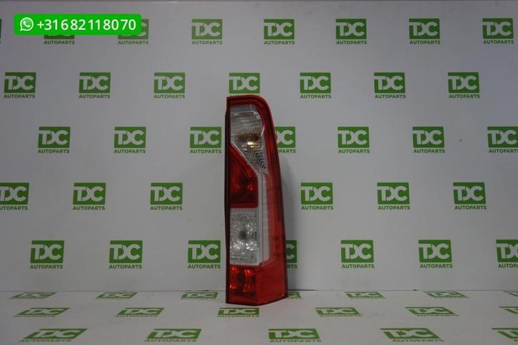 Renault Master ('10-'18) Achterlicht rechts, Autos : Pièces & Accessoires, Éclairage, Renault, Utilisé, Enlèvement ou Envoi