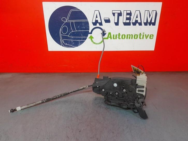 SERRURE DE PORTE RODS ARRIÈRE GAUCHE A Limousine (177.1), Autos : Pièces & Accessoires, Autres pièces automobiles, Mercedes-Benz