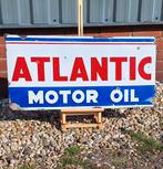 Stoer en antiek emaille bord van ATLANTIC MOTOR OIL️⛽️, Enlèvement ou Envoi, Utilisé, Panneau publicitaire