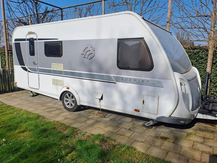 Knaus Silver Selection 500FSK, Caravans en Kamperen, Caravans, Particulier, tot en met 6, 1250 - 1500 kg, Rondzit, Knaus, Dwarsbed