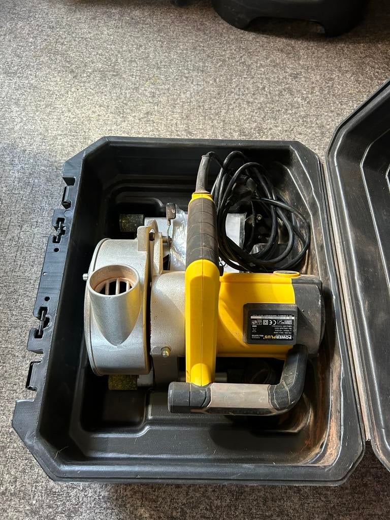 Sleuvenfrees powerplus, Ophalen, Gebruikt, Elektrisch, Sleuvenfrees