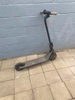 Step ninebot opknappertje, Fietsen en Brommers, Steps, Ophalen of Verzenden, Gebruikt, Elektrische step (E-scooter)