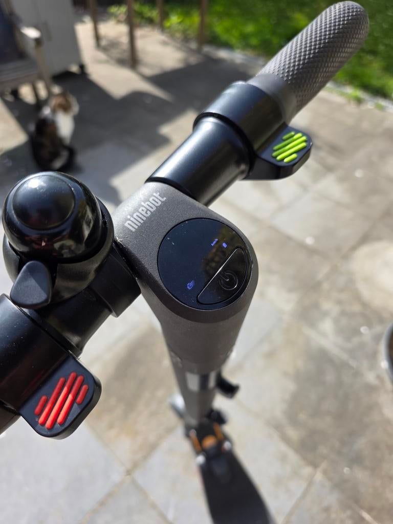 Segway ninebot kickscooter, Vélos & Vélomoteurs, Enlèvement