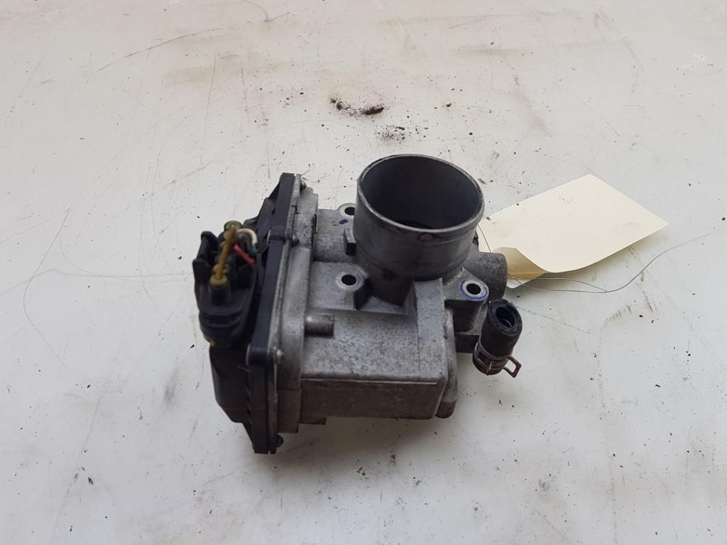 BOITIER PAPILLON Suzuki Alto (|13400M83K00|83K00|), Autos : Pièces & Accessoires, Suzuki-Allee 7
64625  Bensheim, DE, Suzuki Deutschland GmbH