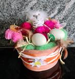 Pasen : decoratiepotje met eitjes, versiering ..., Enlèvement