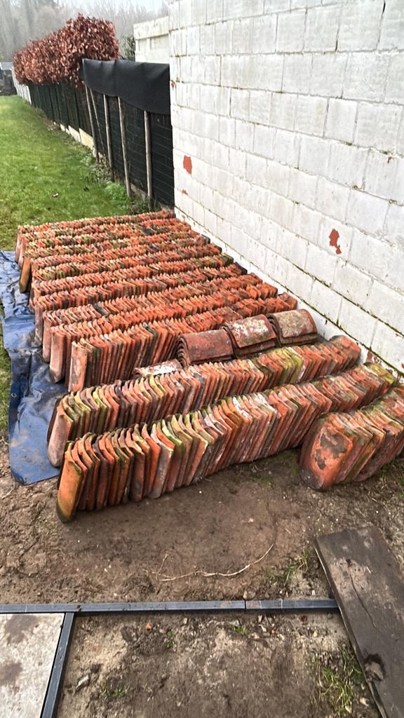 Boomse dakpannen, Doe-het-zelf en Bouw, Dakpannen en Dakbedekking, Ophalen, Zo goed als nieuw, Dakpannen