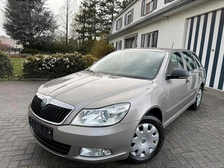 Skoda Octavia - Classic Edition -Blanco Gekeurd- Nieuwstaat!, Auto's, Skoda, Bedrijf, Octavia, ABS, Airbags, Airconditioning, Alarm