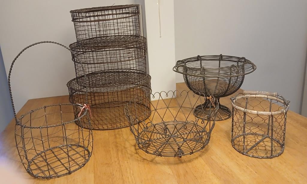 Divers paniers en fer (voir détails), Enlèvement, Comme neuf, Autres matériaux, Panier