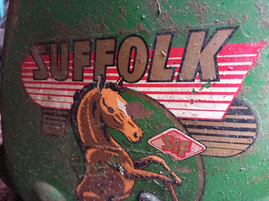 Suffolk grasmaaier, Ophalen