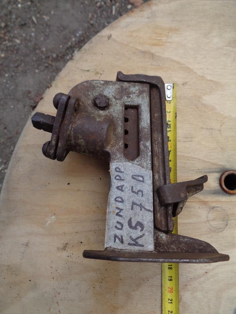 WO2 Zundapp KS750 en BMW R 75  Sahara zijspan krik., Ophalen of Verzenden, Landmacht, Overige typen