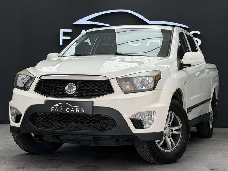 SsangYong Actyon 2.0 Turbo Xdi 4WD * CLIM + CAMERA + GARANTI, Auto's, SsangYong, Bedrijf, Te koop, Actyon, 4x4, ABS, Airbags, Airconditioning