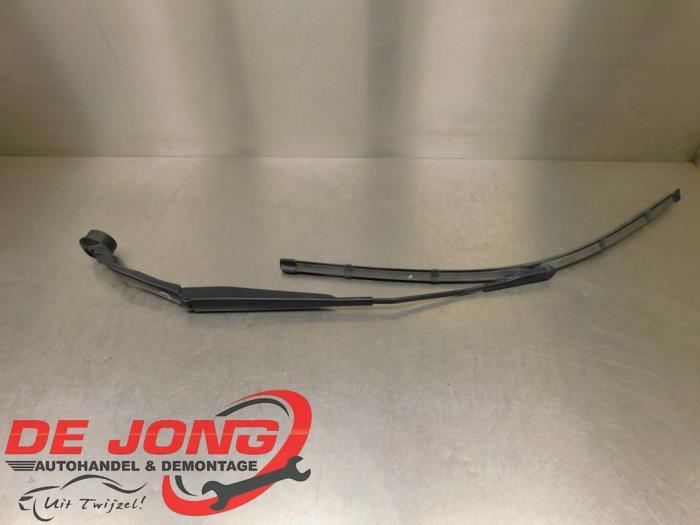 Bras essuie-glace avant d'un Ford Kuga, Autos : Pièces & Accessoires, Vitres & Accessoires, Ford, Utilisé, 3 mois de garantie