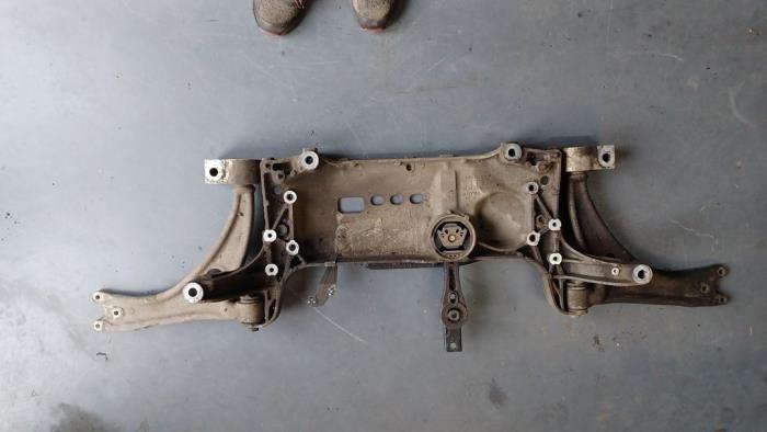 Faux châssis d'un Volkswagen Tiguan, Volkswagen, -, 3 mois de garantie, Utilisé