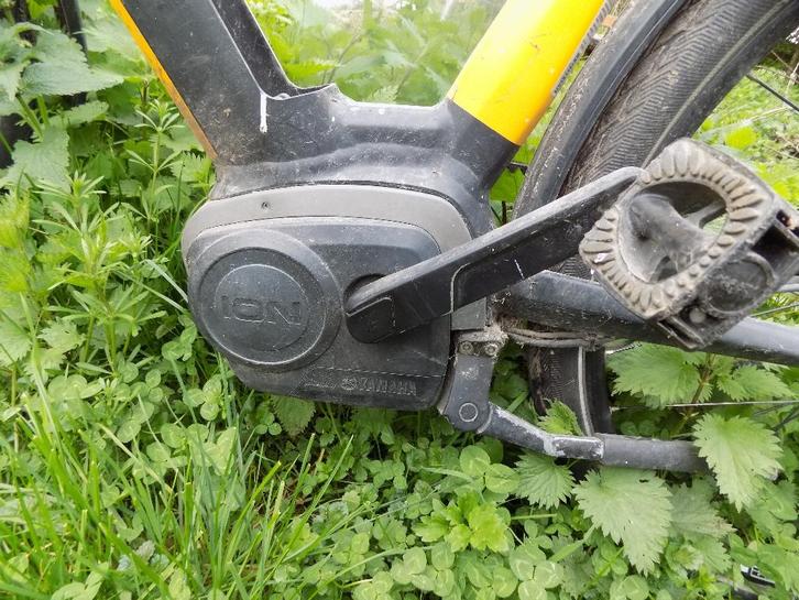 middenmotor Yamaha ion, Fietsen en Brommers, Elektrische fietsen, Gebruikt, Sparta, 59 cm of meer, Minder dan 30 km per accu, Ophalen