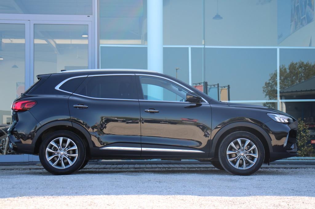 MG HS 1.5T Luxury Automaat 162PK *CAM*NAV*APPLE/ANDROID*, Auto's, MG, 173 g/km, Gebruikt, 4 cilinders, Zwart