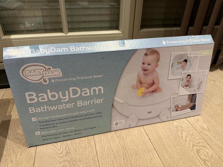 BabyDam badverkleiner, Kinderen en Baby's, Badjes en Verzorging, Zo goed als nieuw, Badje, Standaard, Ophalen