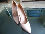 KEN PUMPS, Pumps, Beige, Ophalen of Verzenden, Zo goed als nieuw