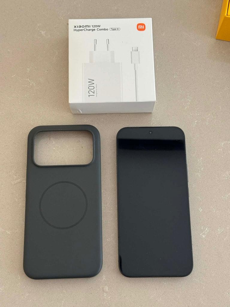 NIEUW Poco F8 Ultra 256GB, Telecommunicatie, Mobiele telefoons | Overige merken, Ophalen of Verzenden, Zo goed als nieuw, Zonder abonnement