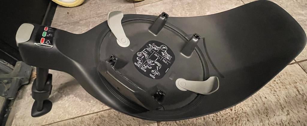 Cybex Iso fix T-base, Ophalen, Zo goed als nieuw