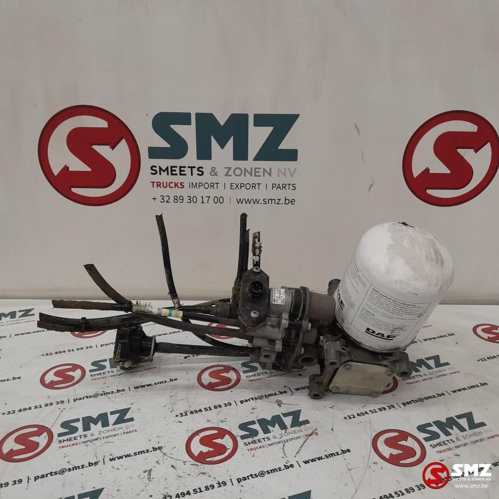 Occ sécheur d'air + vanne de protection à quatre c, Utilisé, DAF, Autres pièces automobiles