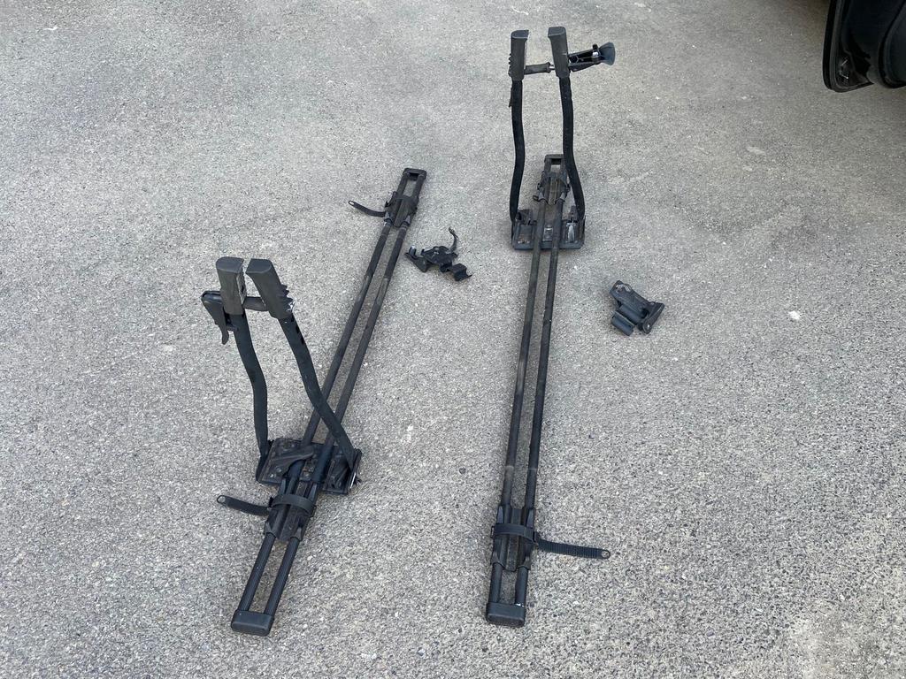 Paire de porte-vélos de toit – Thule, Auto diversen, Fietsendragers, Zo goed als nieuw, Ophalen