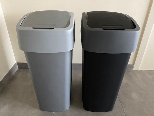 Vuilnisbakken, Ophalen, Zo goed als nieuw, Kunststof