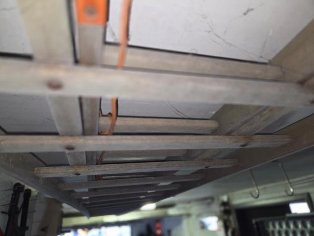 Mooie Lange Houten Ladder -2+1 delen 7,0 meter, Doe-het-zelf en Bouw, Ladders en Trappen, Gebruikt, Ladder, 4 meter of meer, Opvouwbaar of Inschuifbaar