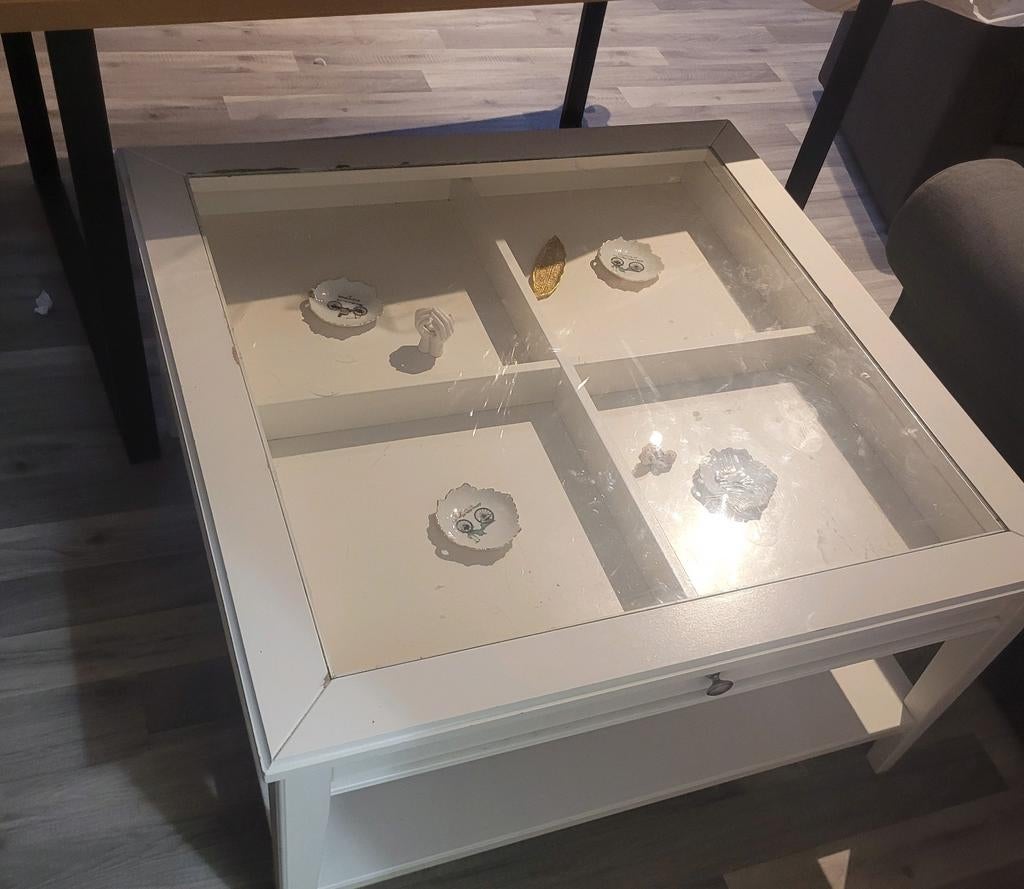 Tafel wit kluer, Ophalen