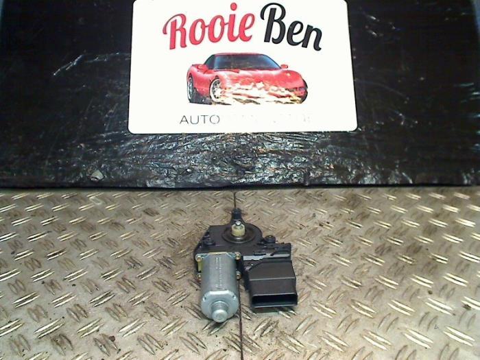 Raammotor Portier van een Volkswagen Passat, Auto-onderdelen, Carrosserie, Volkswagen, Gebruikt, 3 maanden garantie, Ophalen of Verzenden