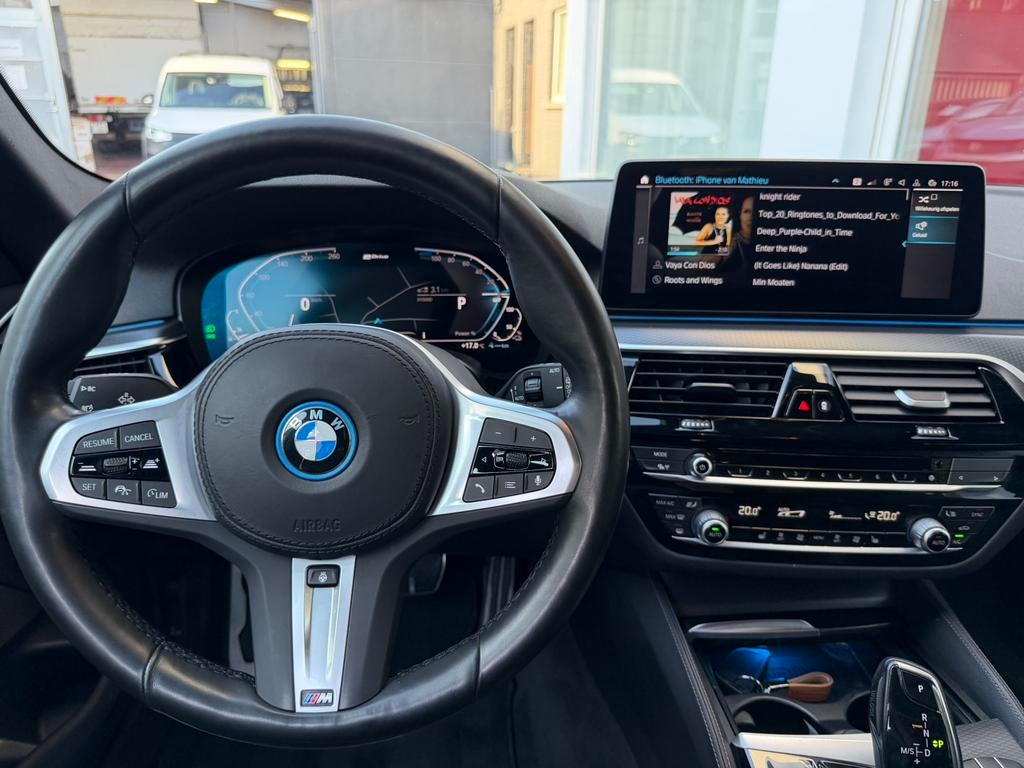 BMW 530Exas Touring PHEV ACC - Mpack - Attelage de remorque, Autos, Cuir, Euro 6, Entreprise, Noir