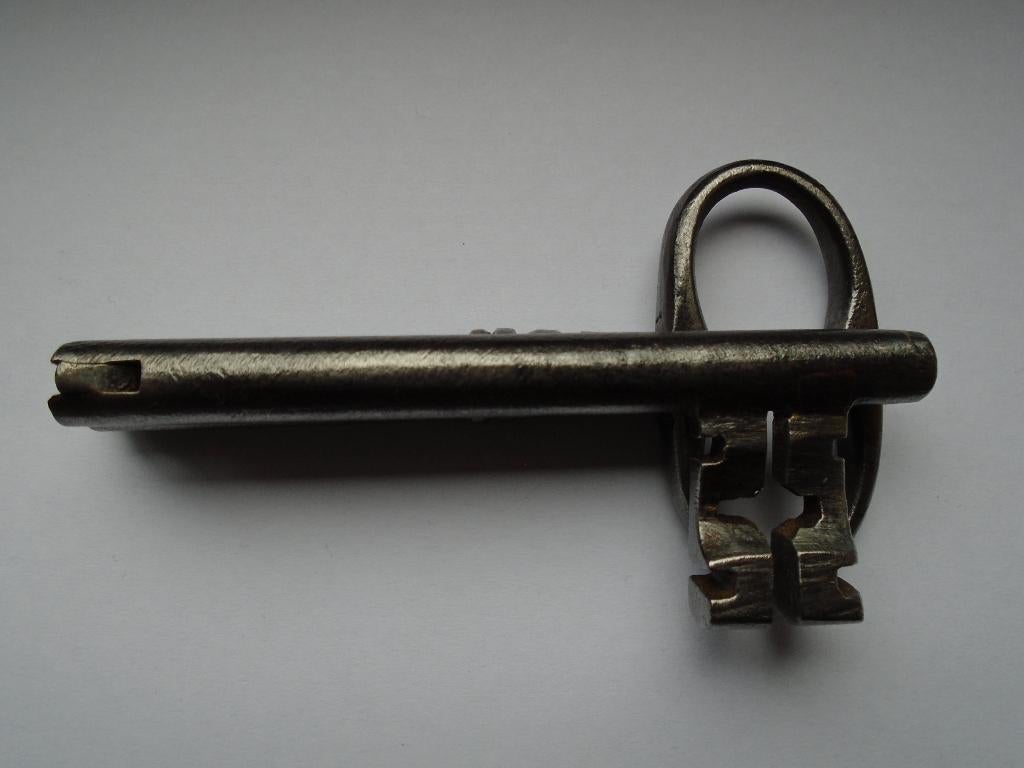 antieke sleutel vouwsleutel of plooisleutel, Ophalen of Verzenden