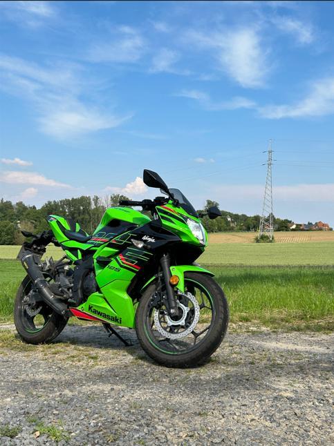 Kawasaki Ninja 125 2023 - performance, Motos, Motos | Kawasaki, Particulier, Sport, jusqu'à 11 kW, 1 cylindre, Permis Moto A1 minimum