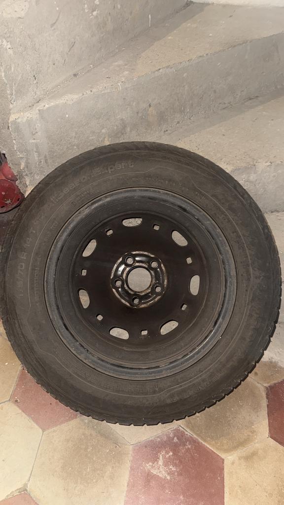 Pneu 175/70 r14 avec jante, Enlèvement, Comme neuf